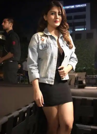 Elina Sharma